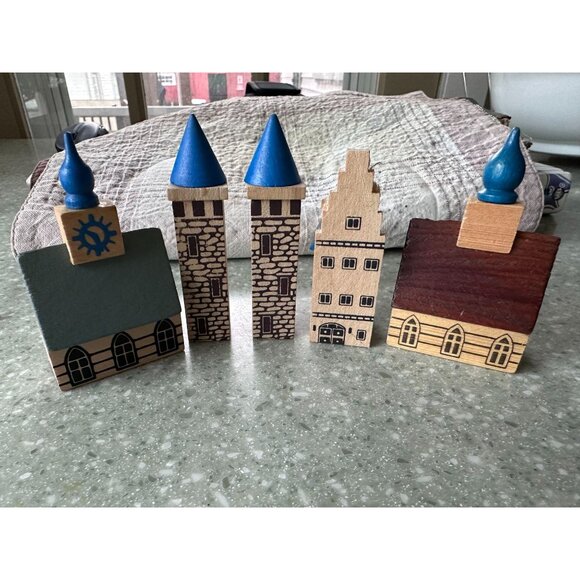 Wooden Germany Miniature Village Trees Barns Houses Animals Tractors Fencing VTG - Picture 9 of 16